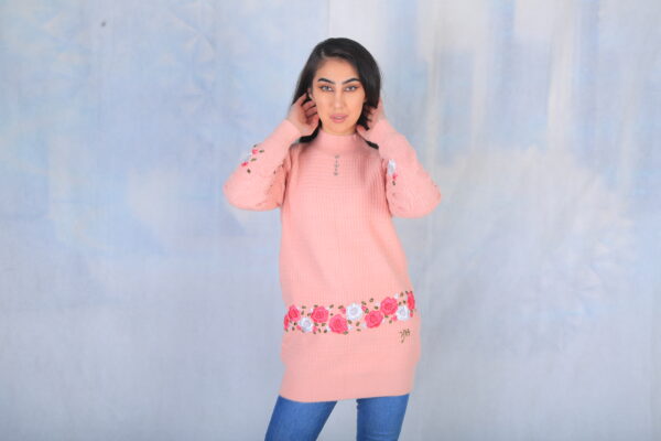 Embroidered Pink Sweater - Image 4