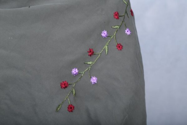 Embroidered Dark Green Scarf - Image 10