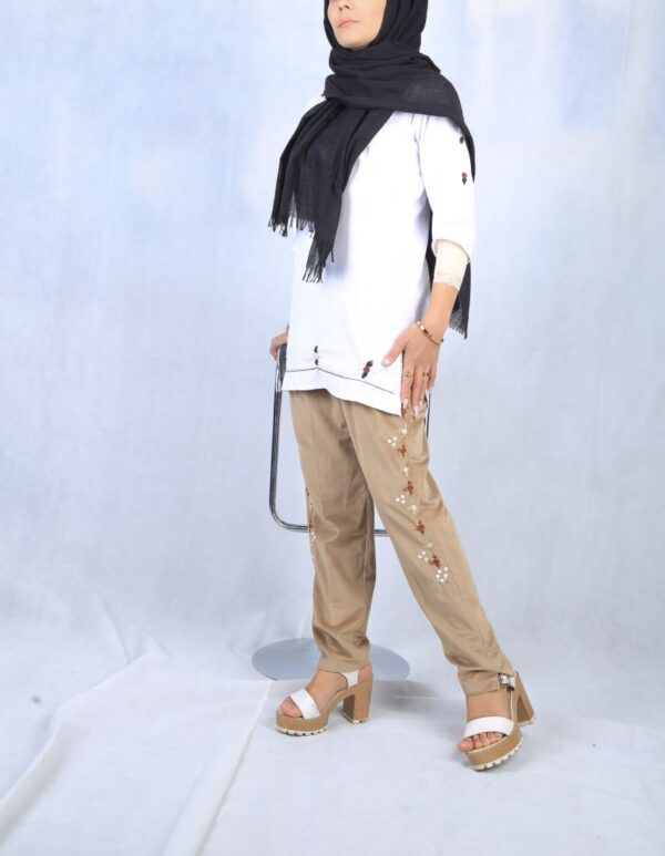 Embroiderd Tan Pant - Image 4