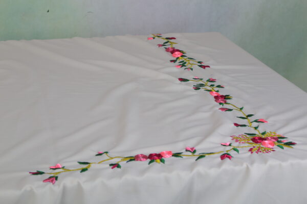 Hand-Embroidered Tablecloth – Blossoms of Heritage with 6 Placemat - Image 2